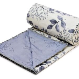 COZY FURNISH Lightweight Single Bed Blanket 144x220CM, Soft Microfiber Cotton Quilt, 150GSM AC Comforter for Summer, Cooling Floral Blanket, Breathable and Durable, Perfect for Gifting, Blue